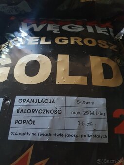 Predám kvalitné čierne uhlie ekohrášok - 5