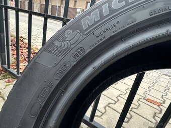 215/55 R17 94V letné MICHELIN - 5
