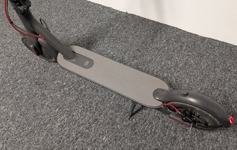 Xiaomi M365 elektrická kolobežka - 5