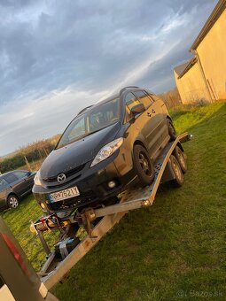 Mazda 5 - 5