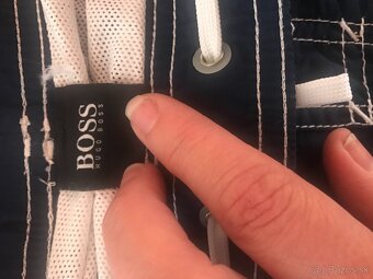 HUGO BOSS originál pánske kratasy/plavky L - 5