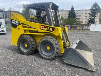 Prenájom bagrov značky CAT / prenájom UNC značky GEHL - 5