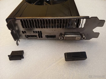 SAPPHIRE PULSE Radeon RX 570 ITX 4G GDDR5 - 5