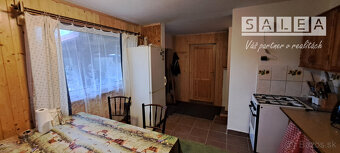 Chata v hornej časti Hronskej Dúbravy na predaj - 5