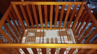 Detská ohrádka drevená , detská postieľka drevená - 5