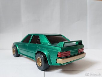 Model auta Mercedes Benz 190E - 5