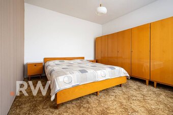 Priestranný RD s potenciálom v centre Žiaru nad Hronom - 5