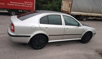Octavia 1.6 75kw - 5