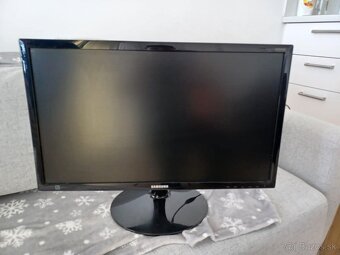 počítač, monitor - 5