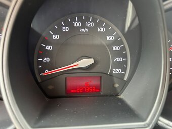 Kia Rio 1,2 - 5