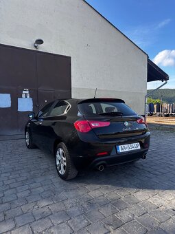 Alfa Romeo Giulietta 2,0 JTDm - 5