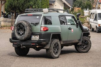 Toyota FJ Cruiser Land - 5