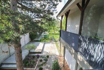 Pekný 7-izbový kompletne zariadený rodinný dom s garážou s v - 5