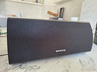 Receicer Onkyo 8-kanálový, repro 3.1 - 5