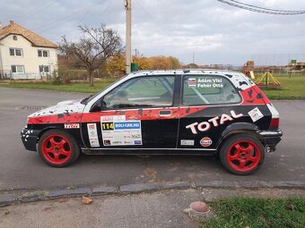 Pretekárske auto Renault Clio 1 - 5