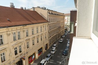 DIZAJNOVÝ 1,5 IZB.BYT V CENTRE, MEDENÁ UL, STARÉ MESTO - 5