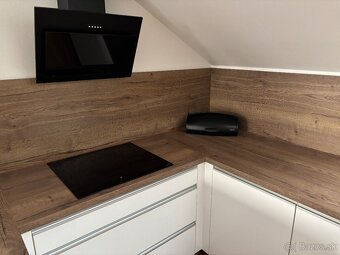 Kuchynská linka - 5