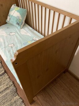 Drevená detská postieľka s príslušenstvom - 5