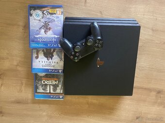 Playstation 4 PRO - 5