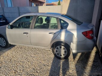 Predám renault thalia 2 1.2 - 5