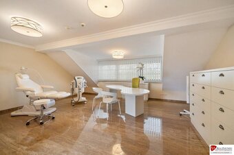 REB.sk Predaj 6 izbový dom,192 m2 ,pozemok 221 m2, pri Polus - 5
