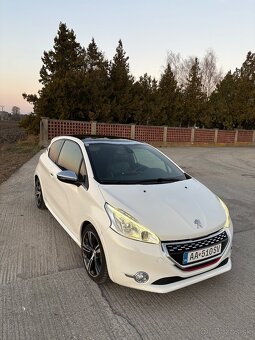 Peugeot 208 GTI - 5
