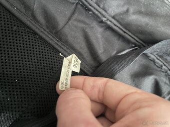 Brankárska výstroj - 5