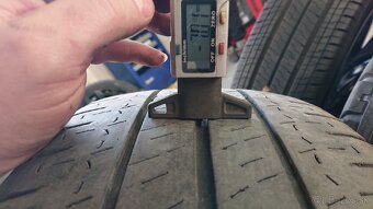 Michelin agilis 215/60 r17C - 5