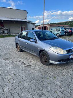 Renault Thália - 5