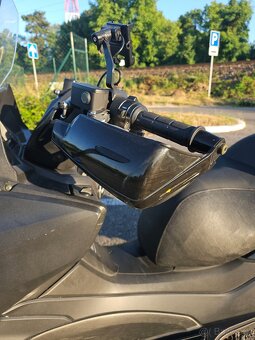 Kymco xTown 125i - 5