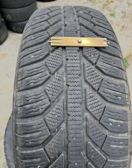 Zimné Pneu 215/65 R17 Semperit - 5