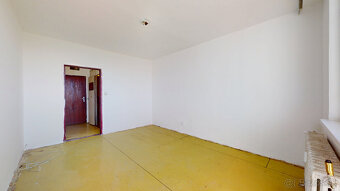 GARSÓNKA S LOGGIOU - 5