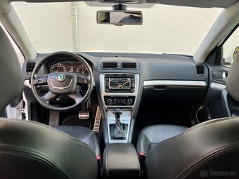 Škoda Octavia Scout 2.0 TDI 4x4 DSG alcantara - 5