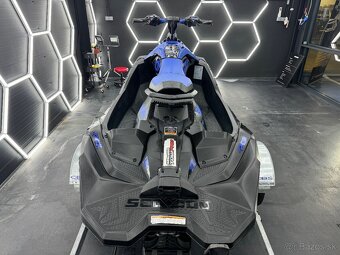 Vodny skuter seadoo spark trixx 3up - 5
