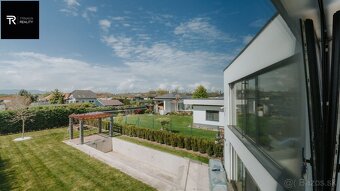 TRNAVA REALITY - EXKLUZÍVNE Novostavba luxusného 4 izbového - 5