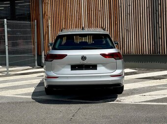 Volkswagen Golf 8 Variant 2.0 TDI DSG 110kW - 5