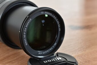 Nikkor 70 - 300 AF-P s VR stabil. - tele zoom objektiv nikon - 5