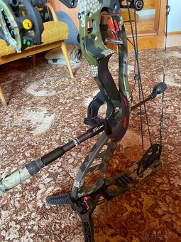predam kladkovy luk hoyt nitrux - 5