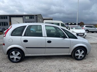 Opel Meriva 1,3 cdti  Najazdených originál len 70.000km - 5
