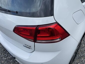 Volkswagen Golf 1.6TDi 90P SPORTLINE SERVIS 1A - 5