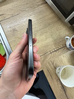 iPhone 15 PRO • 256 GB • TOP STAV - 5