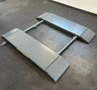 Nožnicový zdvihák | Nový | DPH | 3,5T - 5