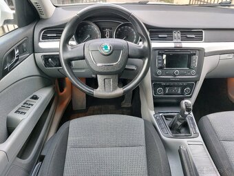 Škoda Superb Combi 2.0 TDI CR Elegance 140PS - 5