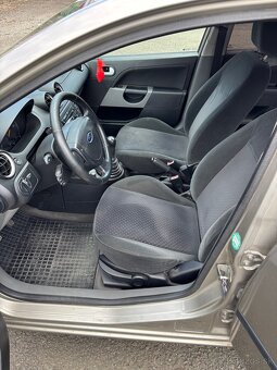 Ford Fiesta 1.4 TDCI - 5