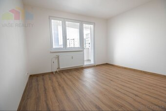 Štýlové bývanie bez starostí – novozrekonštruovaný 3-izbový - 5