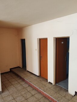 Na predaj viacúčelový objekt Koválov - 5