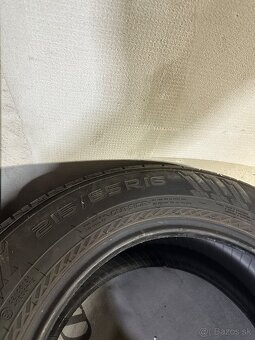 215/65r16 - 5