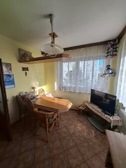 DVOJPODLAŽNÝ RODINNÝ DOM - ČECHYNCE - 1530m2 POZEMOK - 5