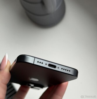 Iphone 15 pro 256GB čierný titán - 5