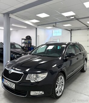 Skoda Superb Combi 2.0TDI 4x4 Xenon/R18 - 5